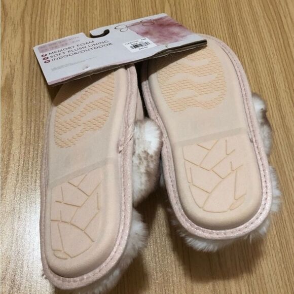 Jessica Simpson- FAUX FUR HOUSE SLIPPERS WOMEN SIZE Small - Picture 12 of 16